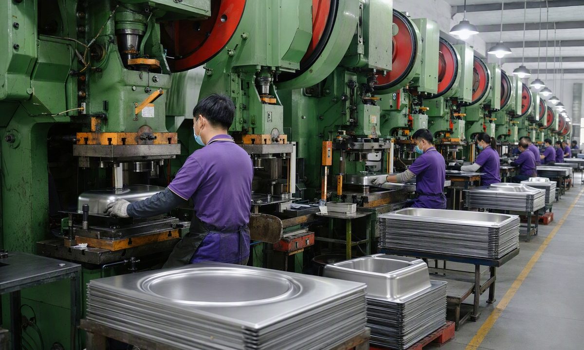 Press machines stamping stainless steel sink shells
